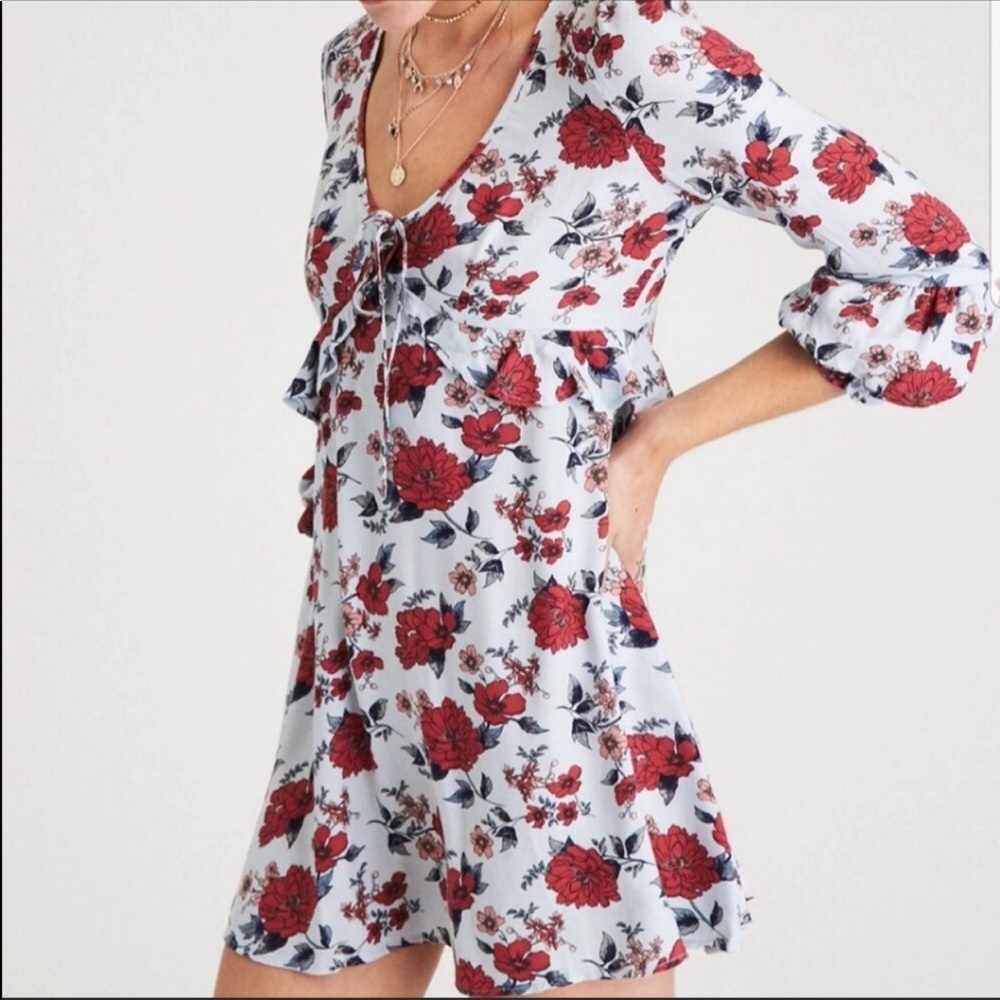AEO DEEP V BACK FLORAL MINI DRESS